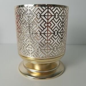 Bath & Body Works Geometric Pedestal Medium Candle Holder 5.25x4.25in White Barn